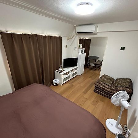 Guest House Zwell Hakata Ohori Park Фукуока Экстерьер фото
