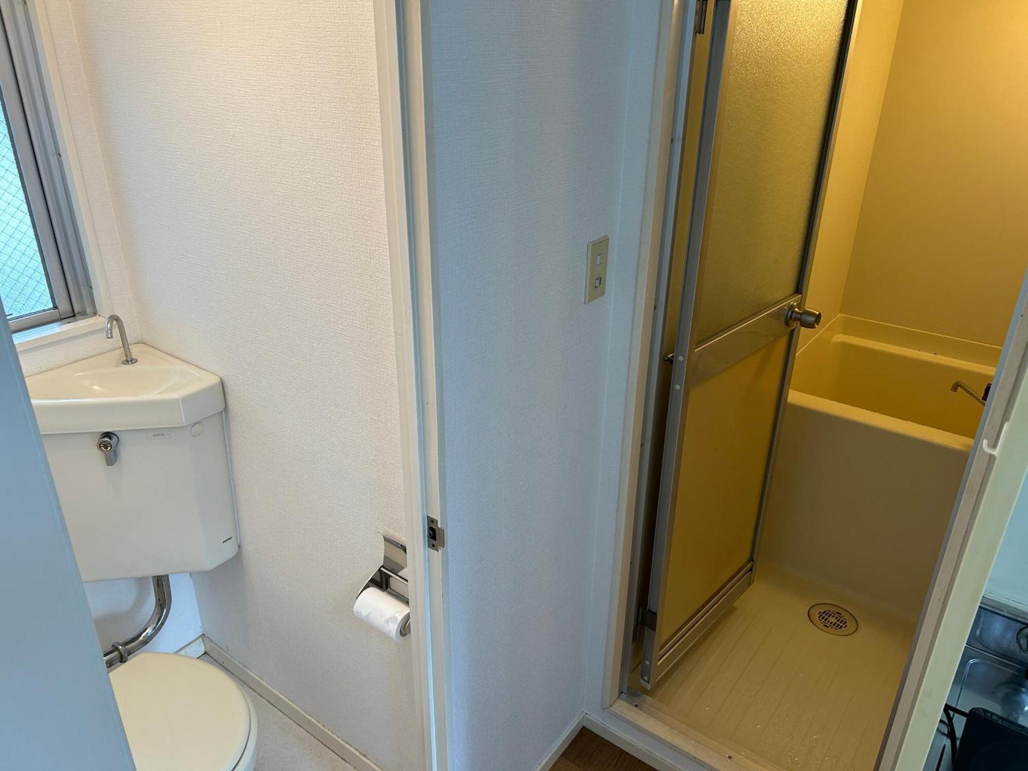 Guest House Zwell Hakata Ohori Park Фукуока Экстерьер фото